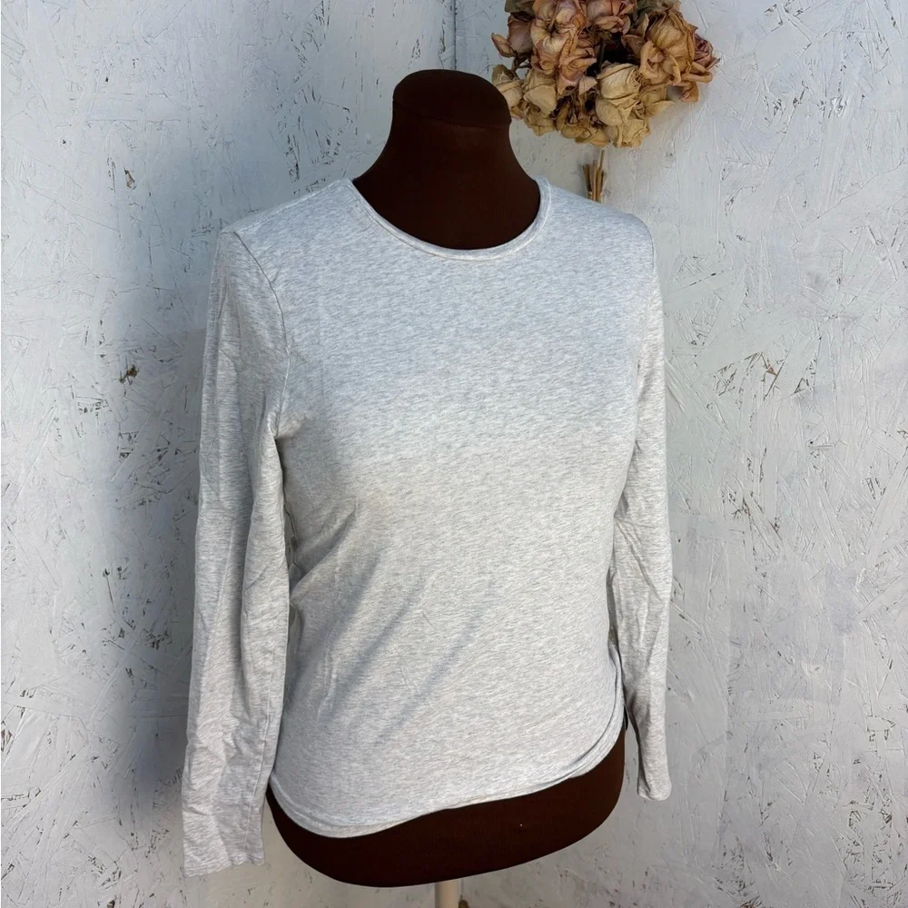 Lululemon Organic Cotton Crew Neck Long Sleeve Heathered Grey Tee Small